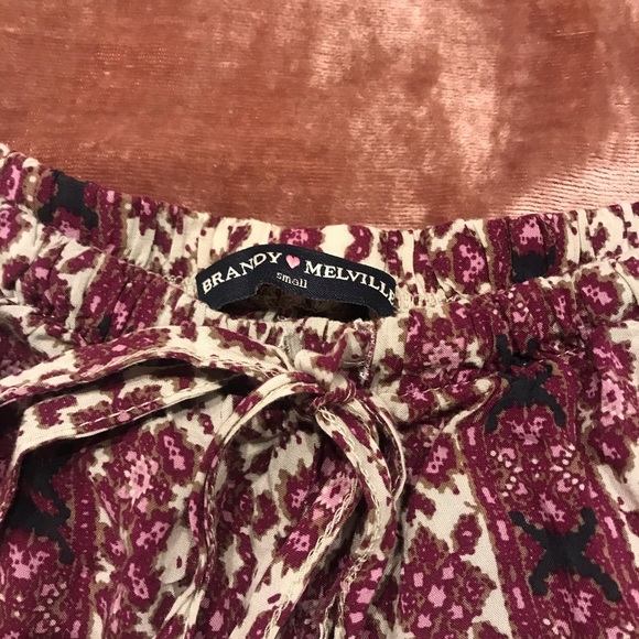 Brandy Melville shorts - Picture 2 of 3